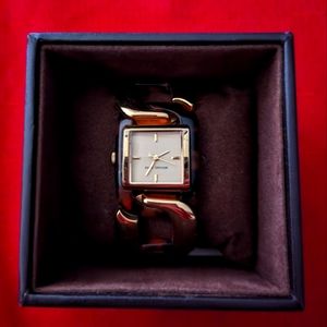 Michael Kors Gold-Tone & Tortoise acrylic multi link bracelet ladies watch